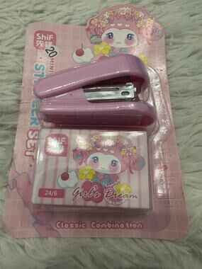 Cute mini My Melody Sanrio stapler with refill back to school ideal